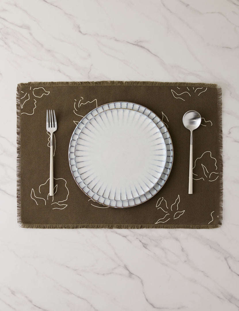 #color:dark-olive #style::placemat--set-of-4