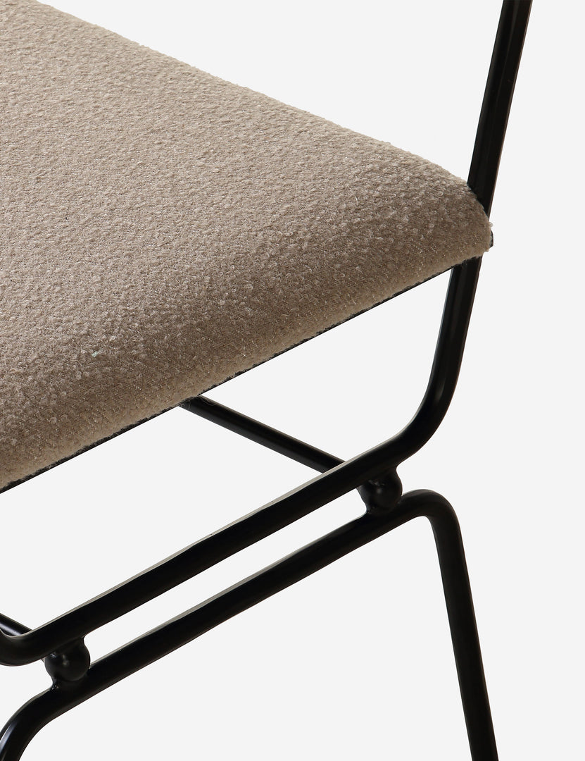 #color::beige