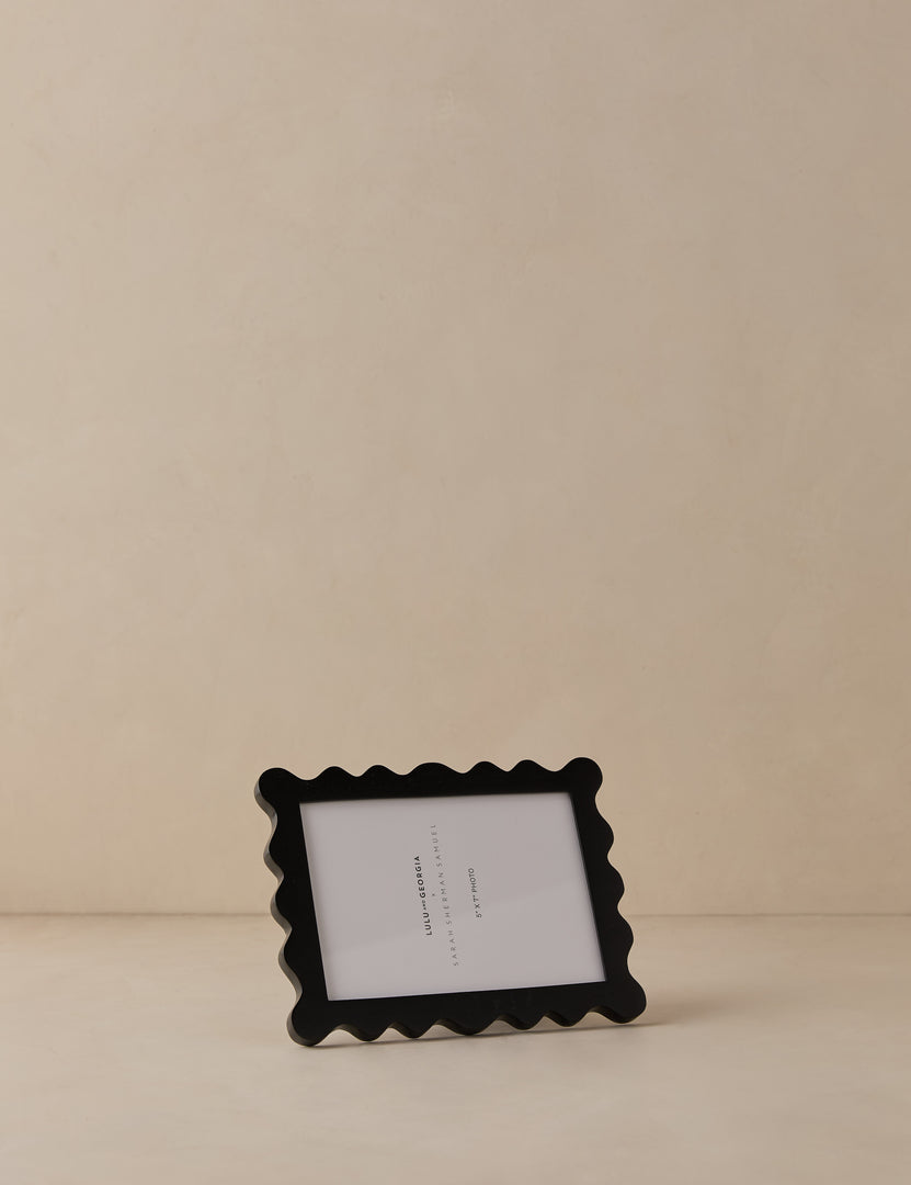 #color::black #size::5--x-7-
