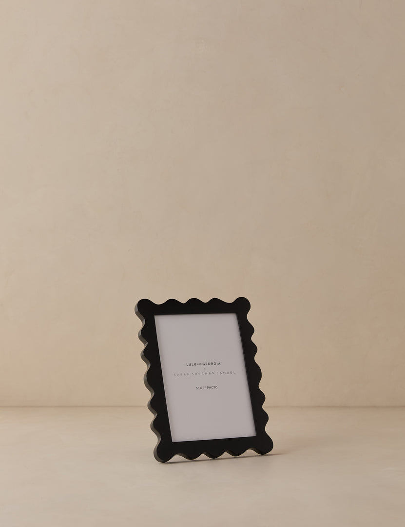 #color::black #size::5--x-7-