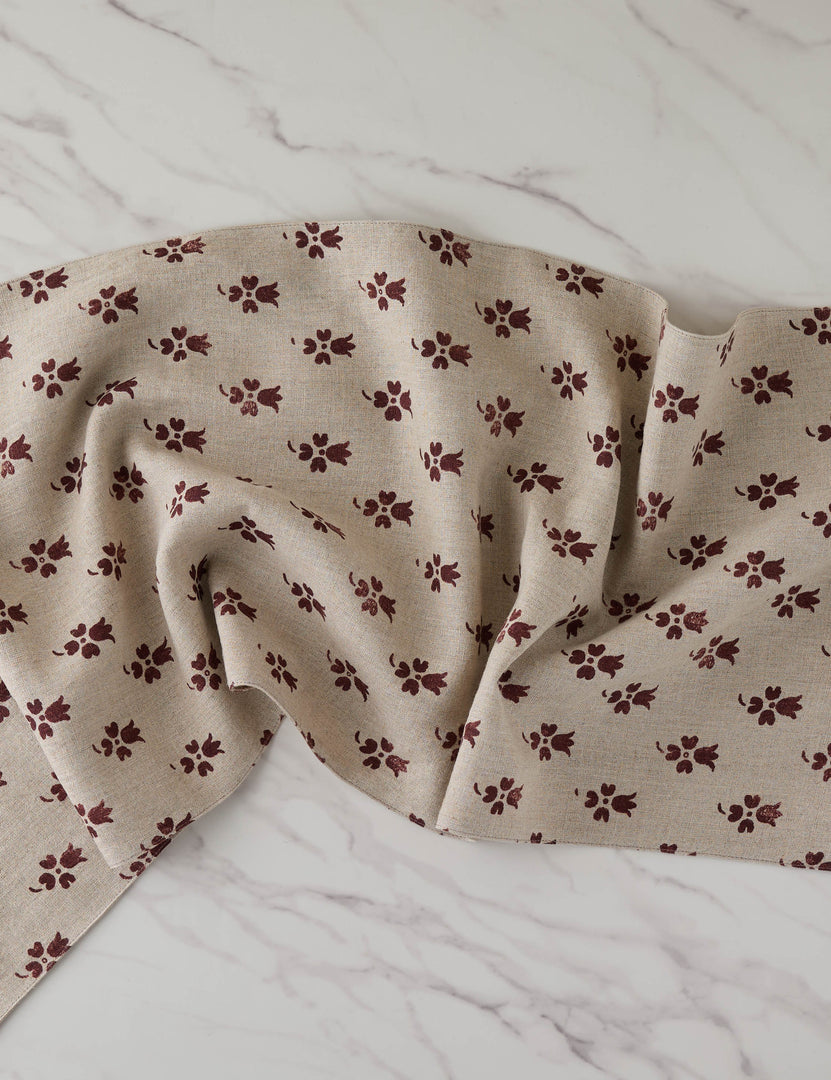 #color::cranberry #style::90- #style::120-