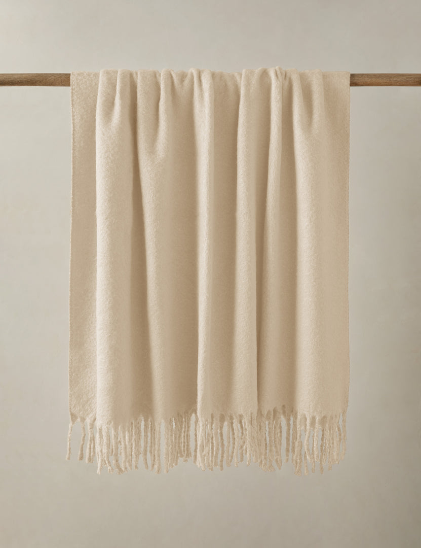#color::cream
