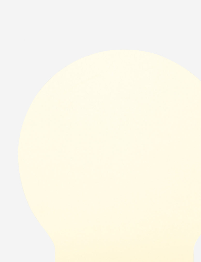 #color::white #size::e26 #size::e12