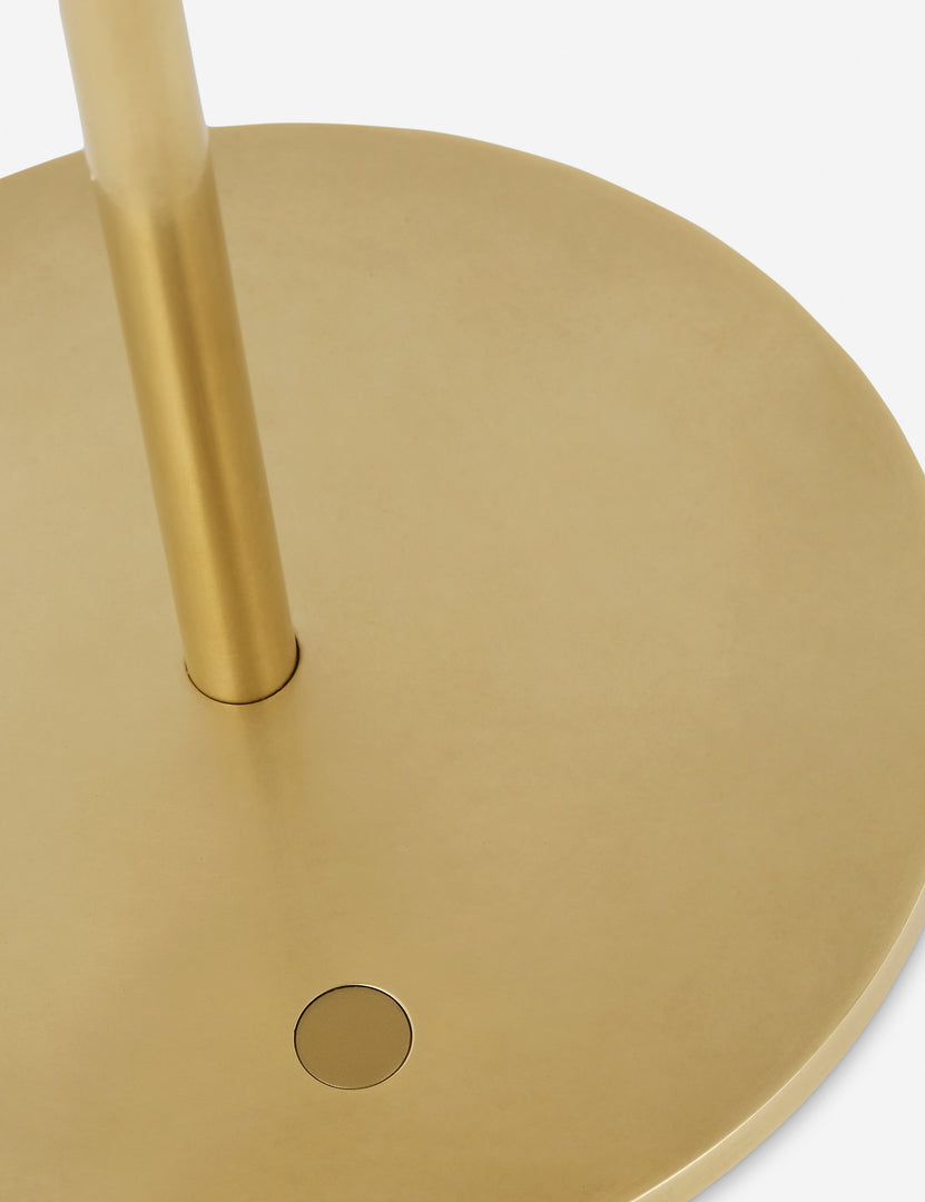 #color::brass #size::small