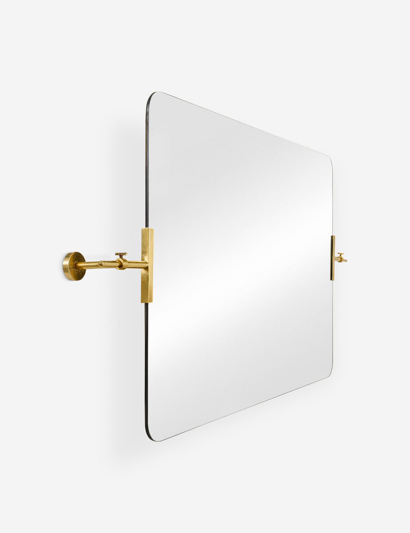 #color::antiqued-gold #size::small #size::large