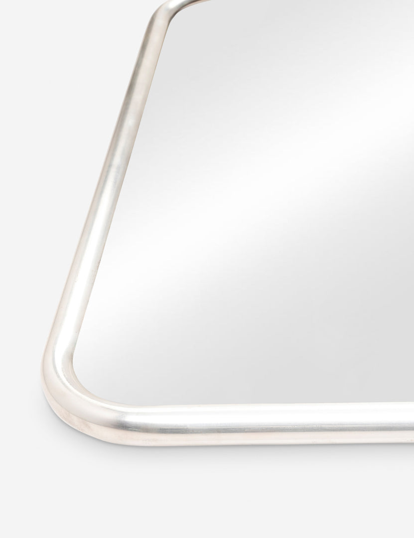 #color::silver #size::small #size::large