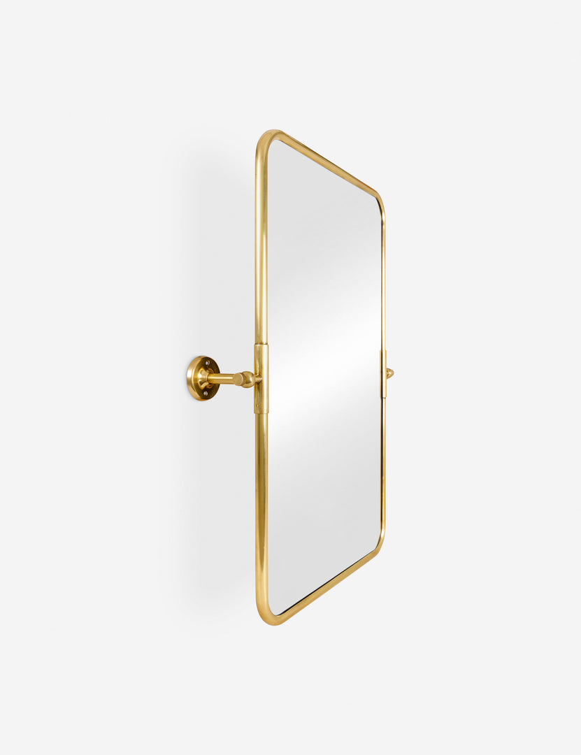 #color::antiqued-gold #size::small #size::large