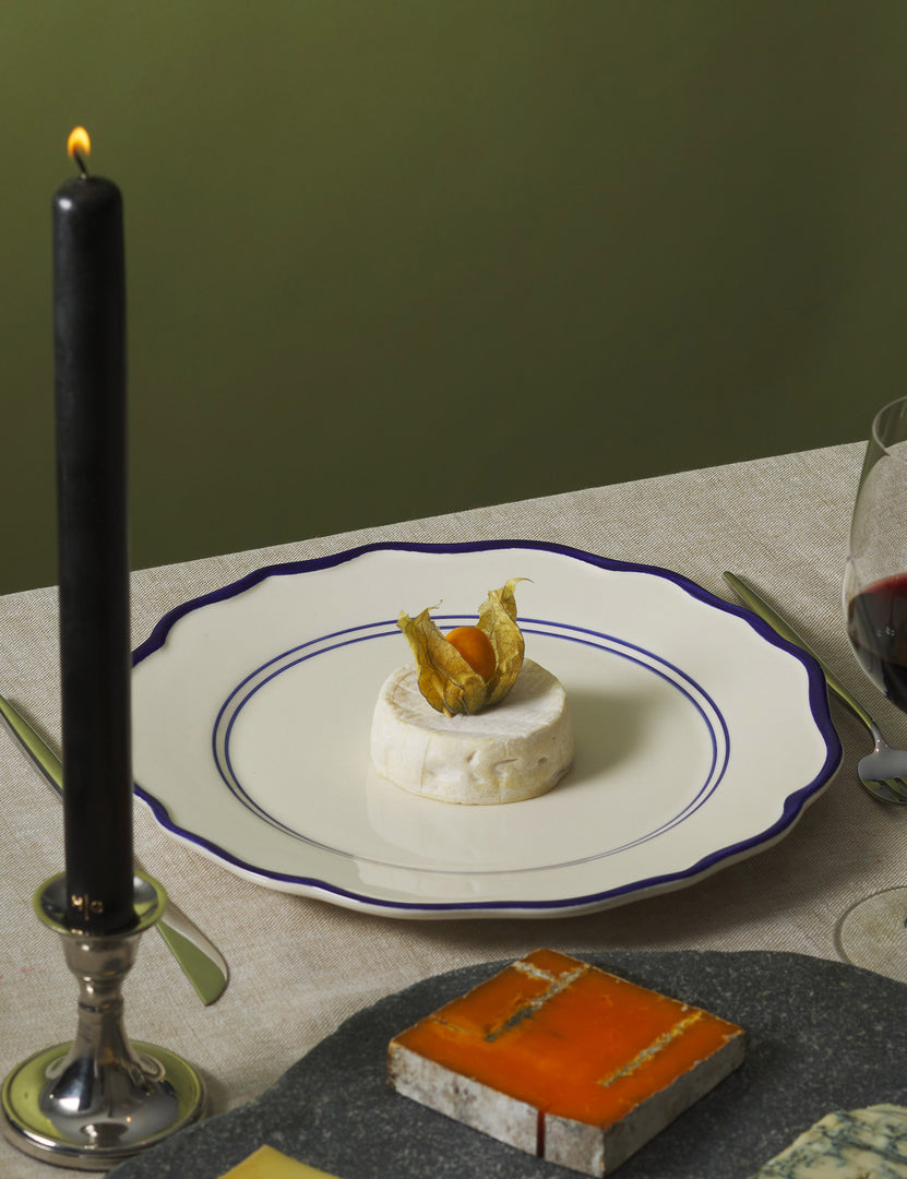 #color::jane-in-blue #style::dinner-plates--set-of-4