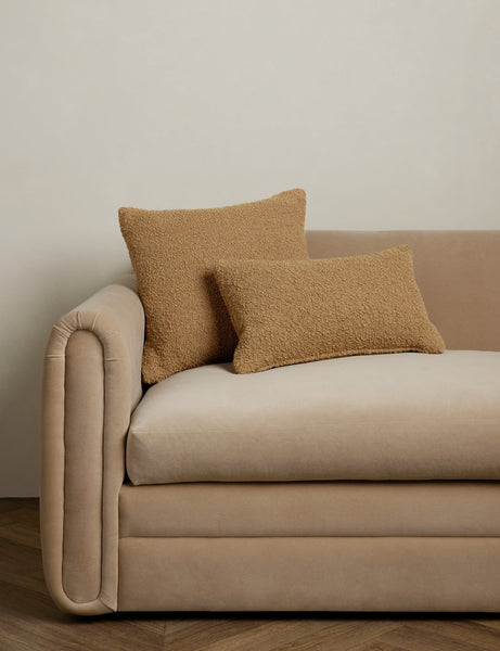 #color::camel #style::square