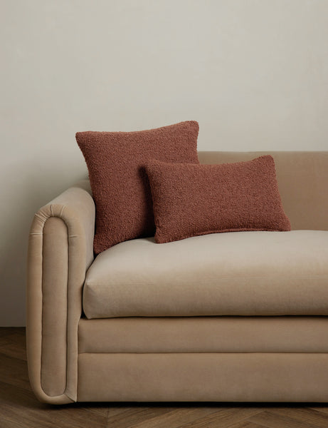 #color::rose #style::lumbar