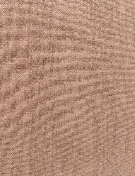 #color::peach #style::square #style::lumbar