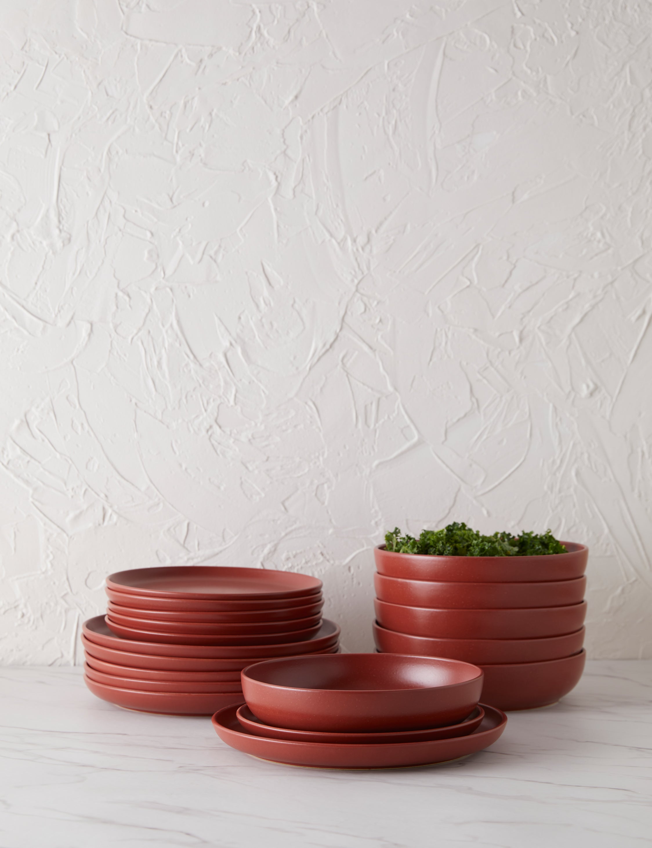 Cayenne red Pacifica Dinnerware (18-Piece Set) by Casafina