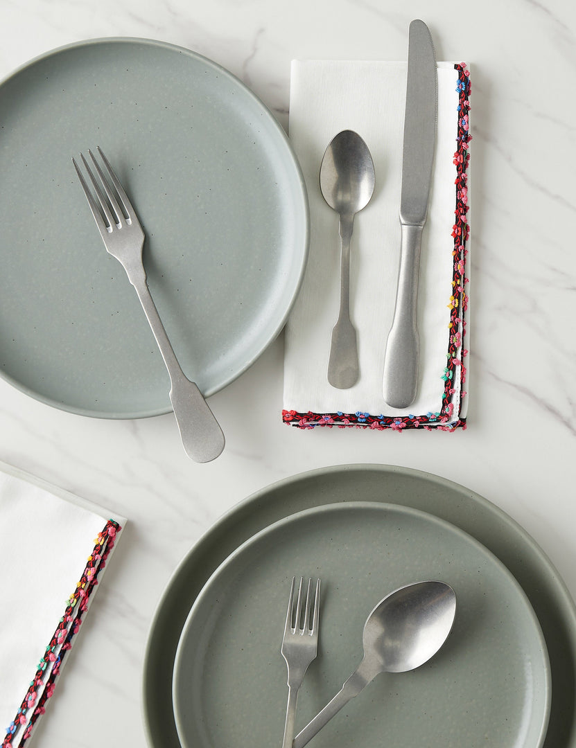 #color::artichoke #style::salad-plates--set-of-6