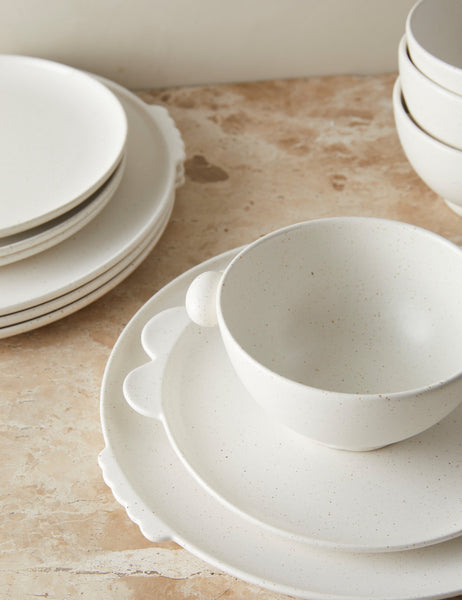 #color::cream #style::12-piece-set
