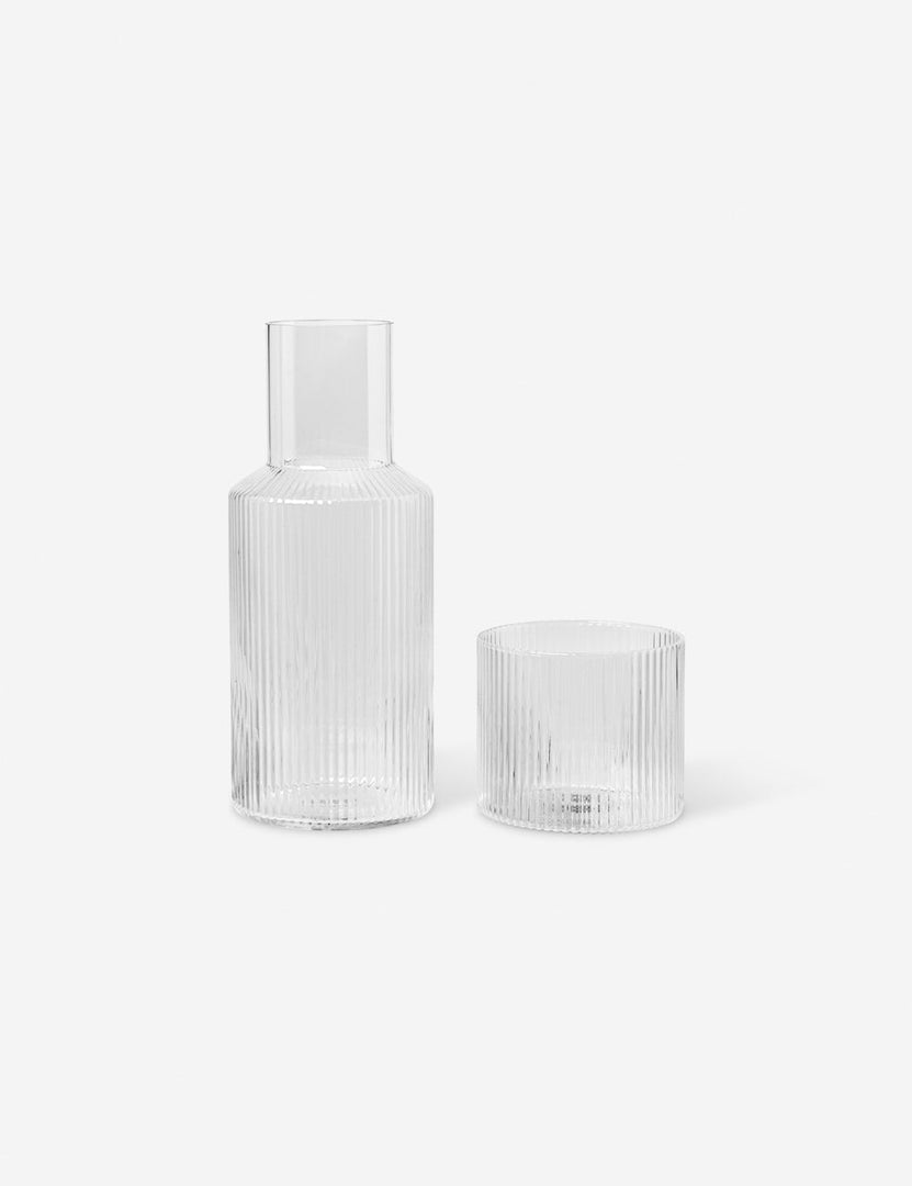 #color::clear #style::carafe-set