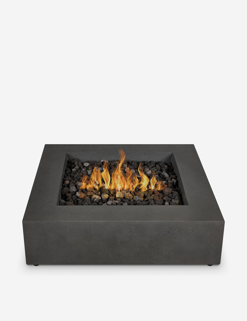 #color::carbon #size::square
