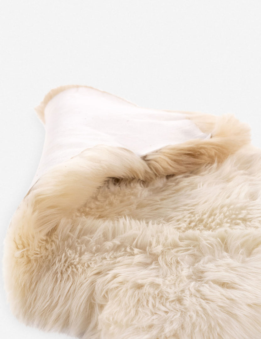 #color::beige