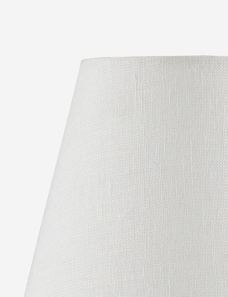 #color::white-alabaster