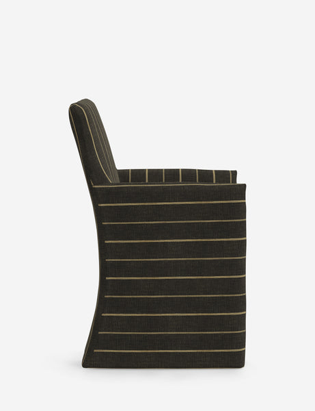 #color::peppercorn-stripe