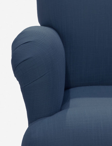 #color::navy-linen