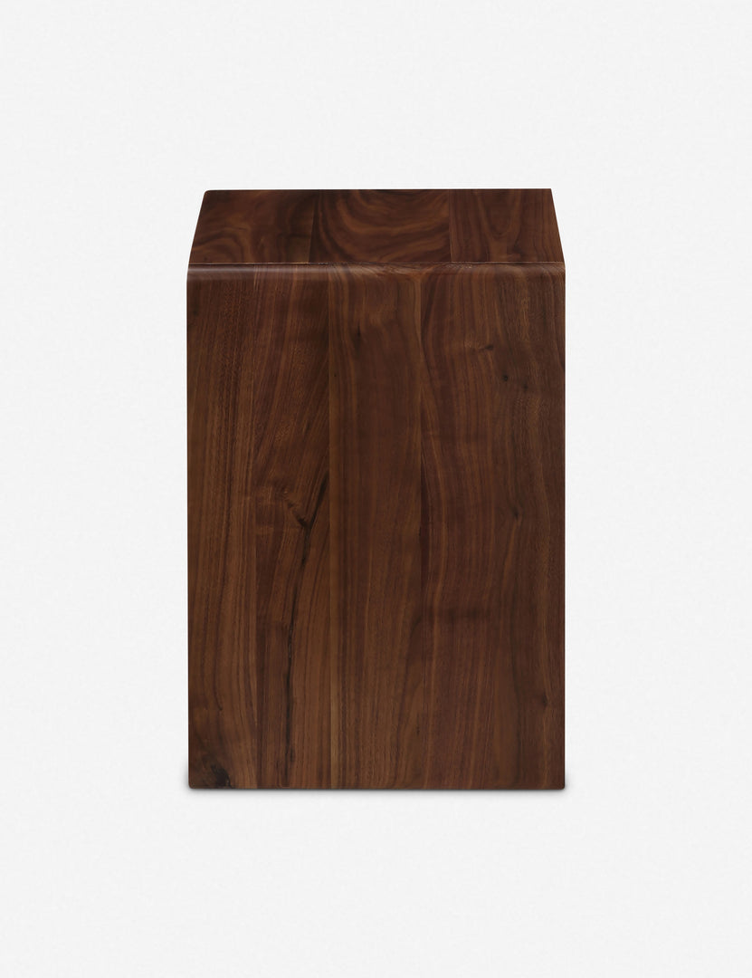 #color::walnut