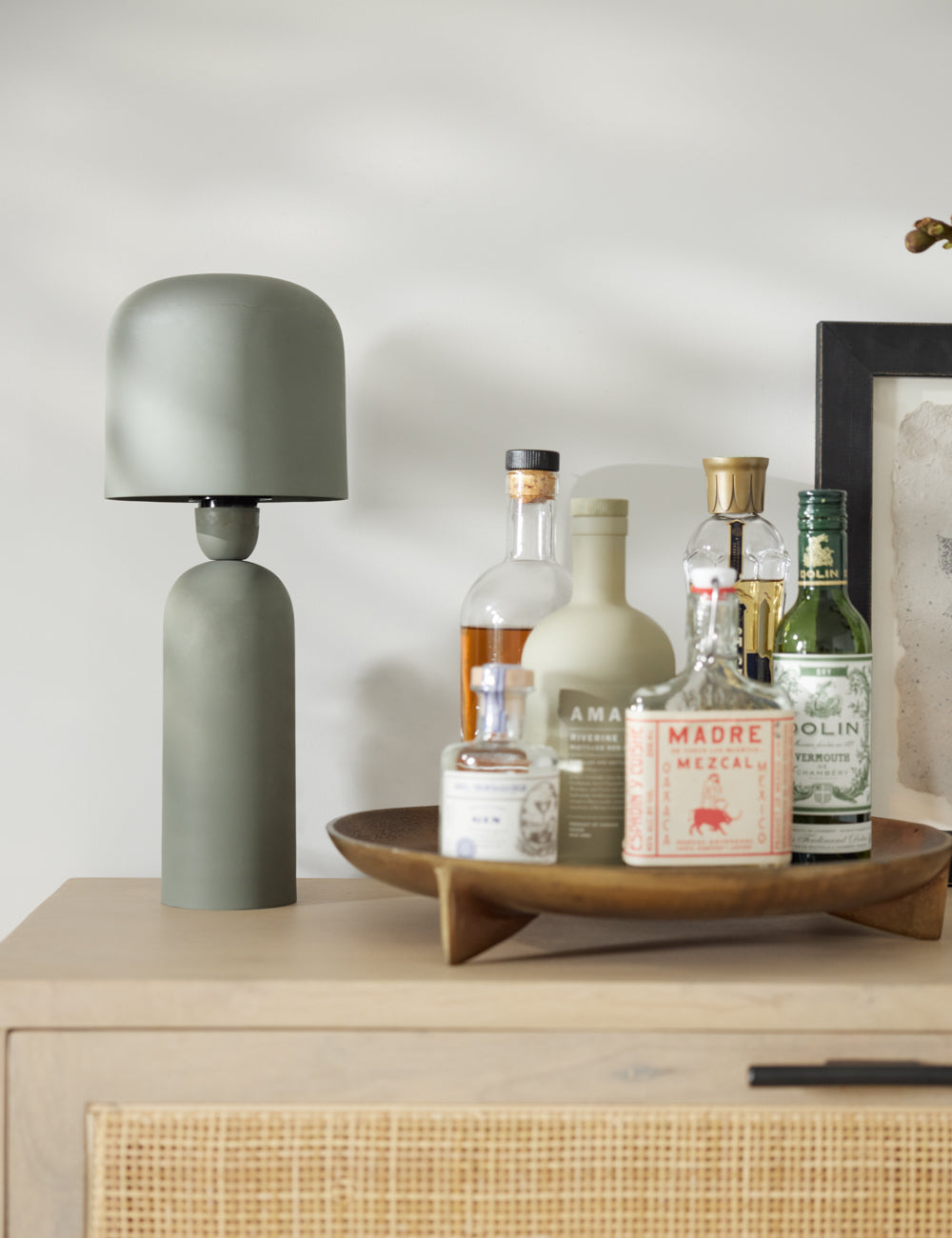 Ava Table Lamp : Black