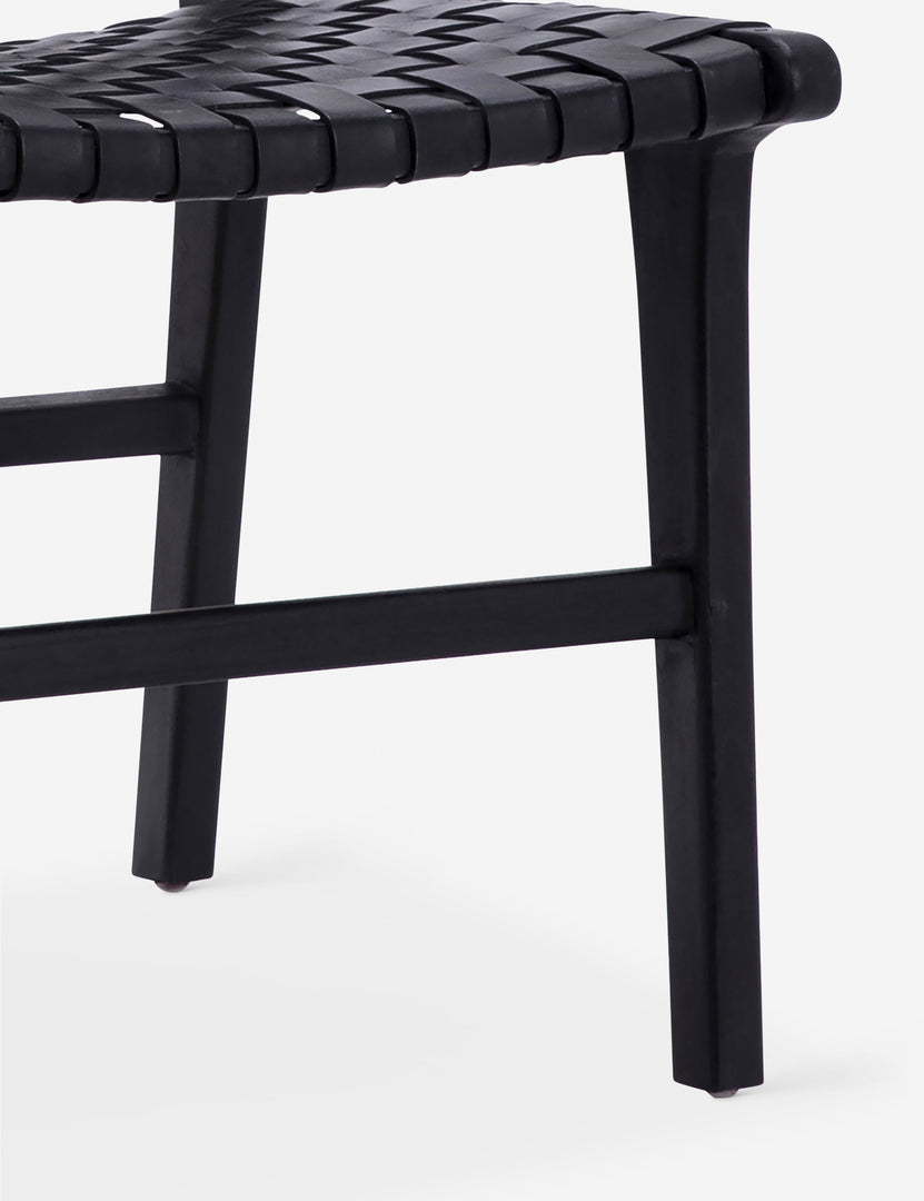 #color::black