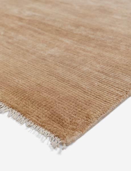 #color::wheat #size::2-6--x-8- #size::3--x-5- #size::5--x-8- #size::6--x-9- #size::8--x-10- #size::9--x-12- #size::10--x-14- #size::12--x-15- #size::2--x-3-  #size::4--x-6- | Fringed corner of the heritage wheat rug