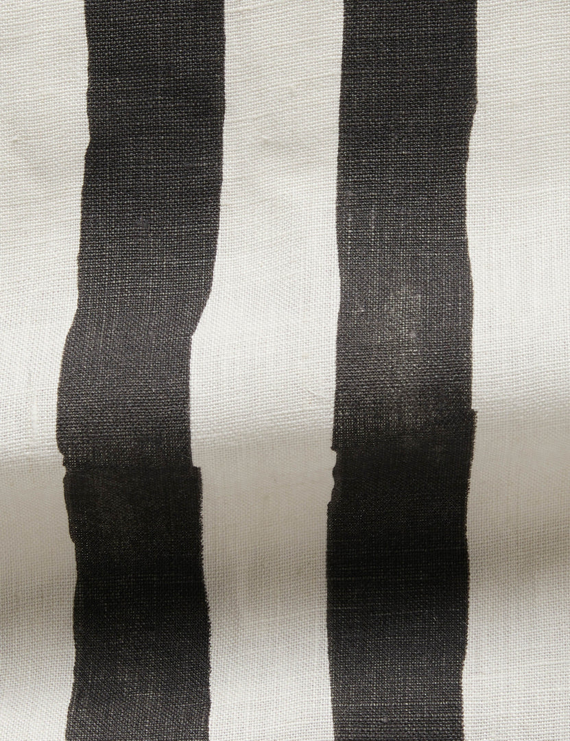 #color::black-and-ivory