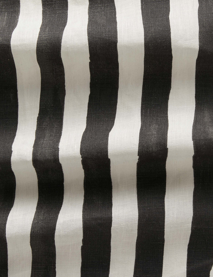 #color::black-and-ivory