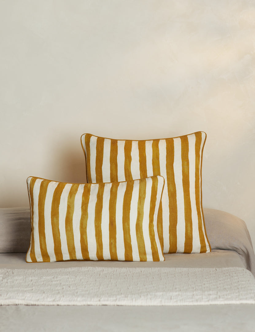 #color::goldenrod-and-ivory #style::square #fill type::with-feather-down-insert  #fill type::pillow-cover-only
