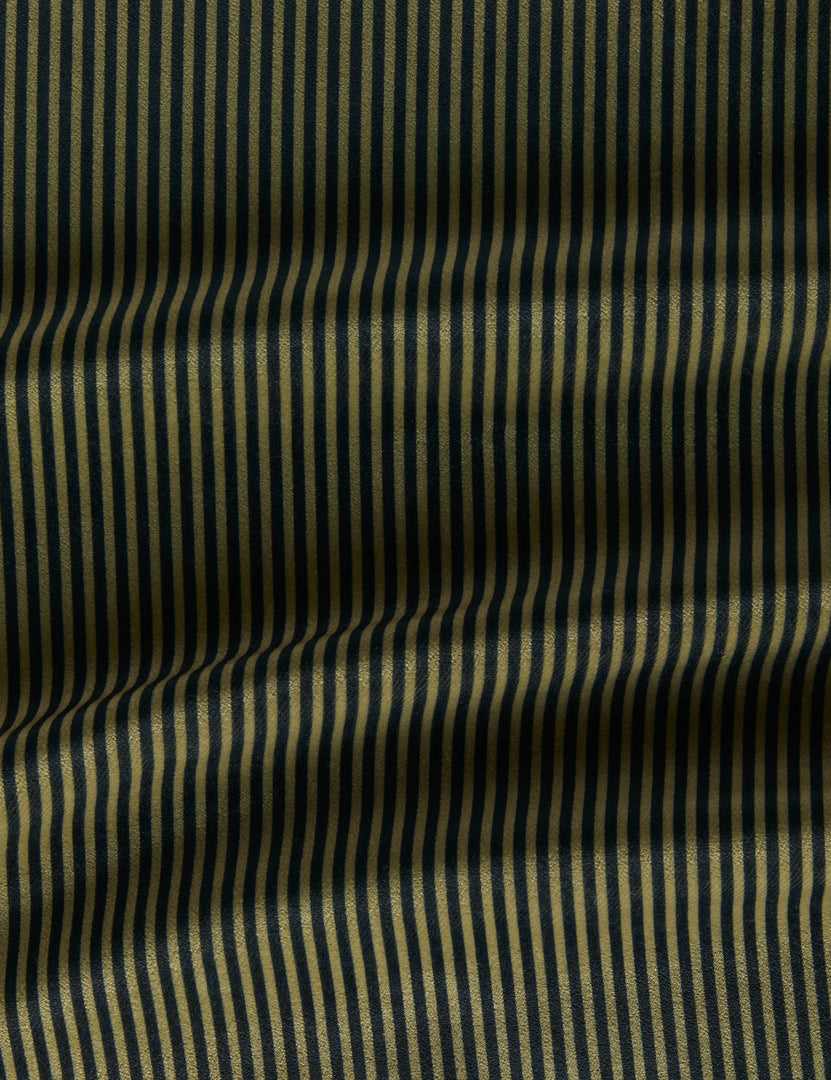 #color::black-and-olive