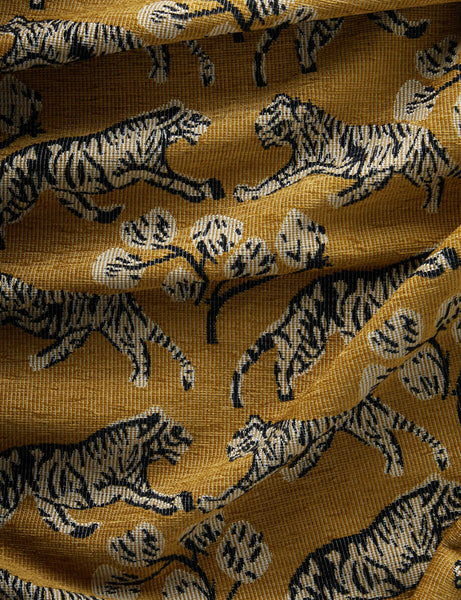 #color::gold