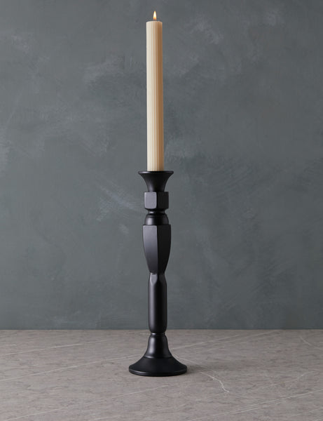 #color::black #style::no-1