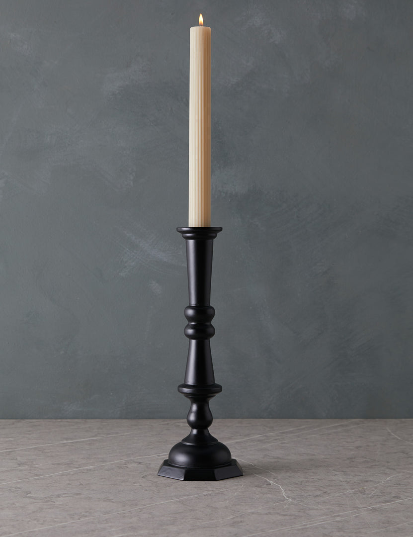 #color::black #style::no-2