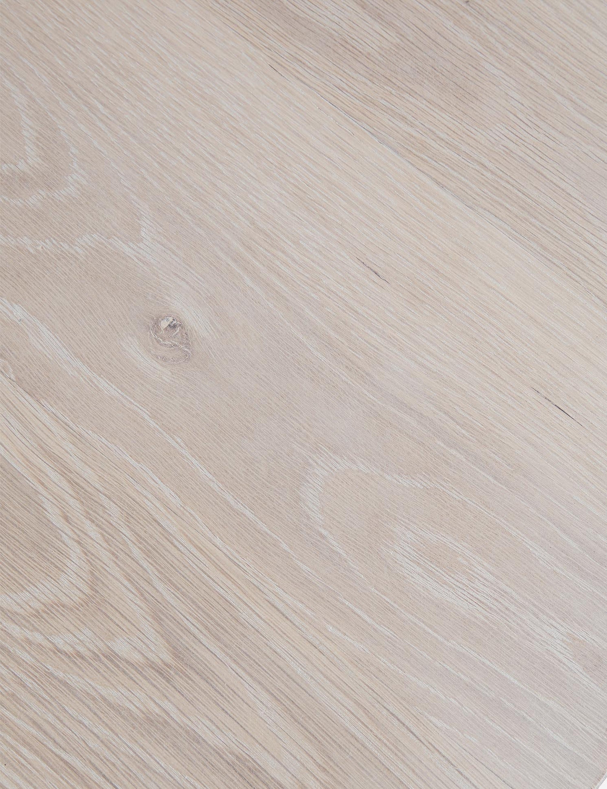 The washed-oak wood